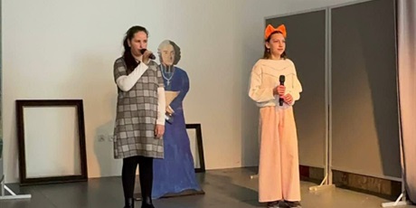 Powiększ grafikę: Laureatki II Wojewódzkiego Konkursu Wiedzy o Bajkach I. Krasickiego